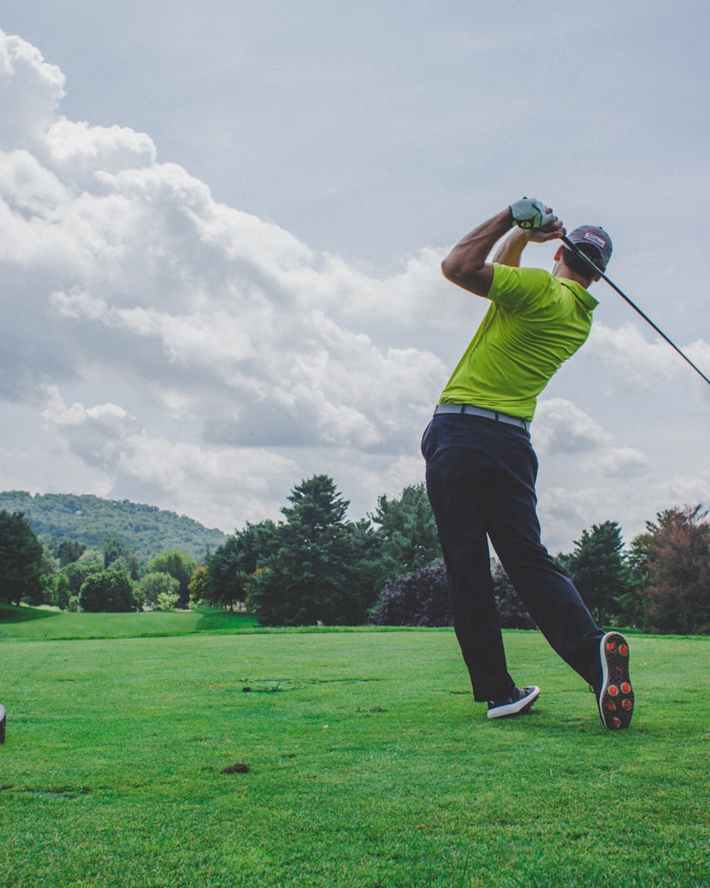 Golfer teeing off at Glen Eagle